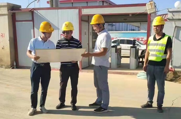 南昌市政建設集團黎德義前往污水全收集第一批昌安路地下式再生水處理站青山湖區(qū)秦坊村安置房一期一標段檢查6912.jpg