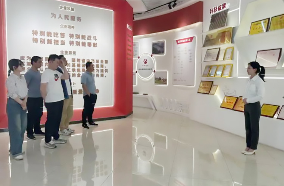 南昌市政建設(shè)集團開展“重溫奮斗史，啟航新征程”企業(yè)展廳講解活動