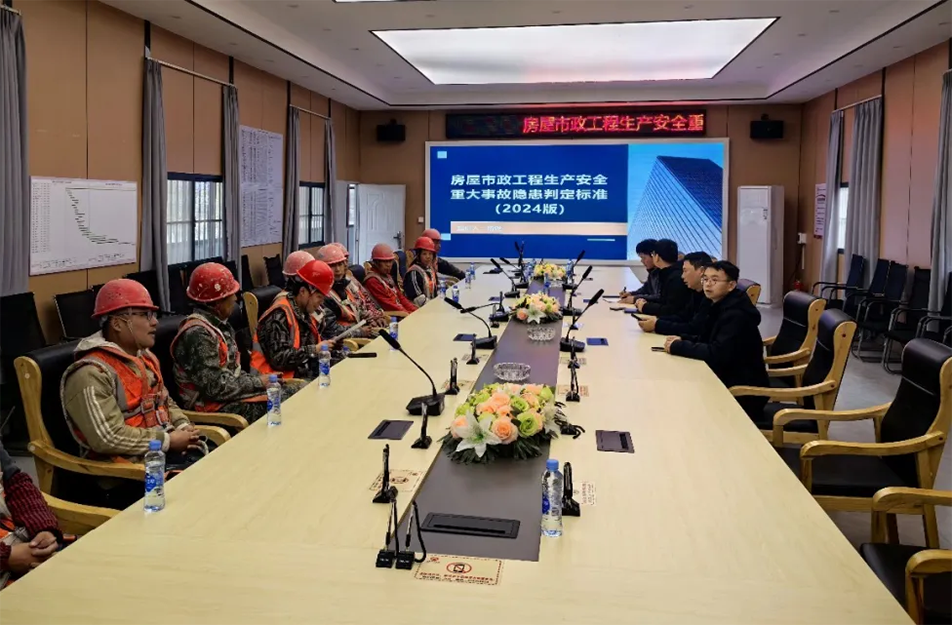 高處作業(yè)安全培訓｜腳手架搭設、防墜落措施與事故警示教育