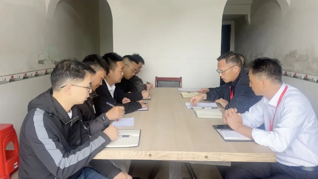 南昌市政建設集團赴羅亭鎮(zhèn)供水項目開展“清風筑界”廉潔警示教育 南昌市政建設集團赴羅亭鎮(zhèn)供水項目開展“清風筑界”廉潔警示教育